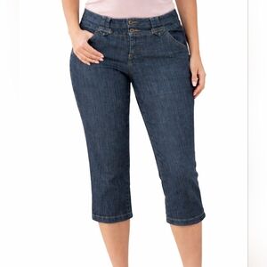 CB Established 1962 Womens Size 8 Dark Wash Stretch Trouser Capris